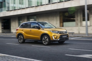 Suzuki_VITARA_HYBRID_2020_207-33280-870x470