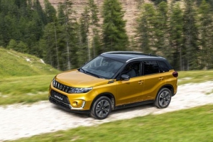 Suzuki_VITARA_HYBRID_2020_211-1536-870x470