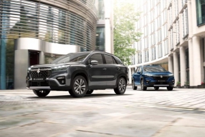 Suzuki_S-CROSS_HYBRID_2022_318-30464-870x470