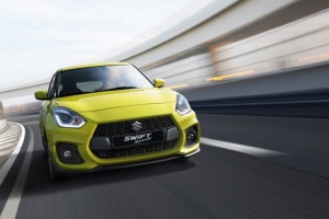 Suzuki_NEW_SWIFT_SPORT_203-62208-870x470