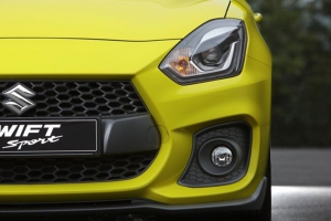 Suzuki_NEW_SWIFT_SPORT_215-4608-870x470