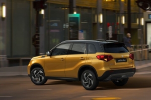 Suzuki_VITARA_HYBRID_2024_gallery_(12)-concessionaria-mitauto-arezzo