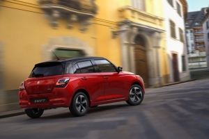 Suzuki_NUOVA_SWIFT_HYBRID_arezzo-concessionaria