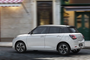 Suzuki_NUOVA_SWIFT_HYBRID_concessionaria-mitauto