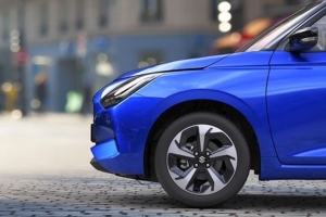 Suzuki_NUOVA_SWIFT_HYBRID_gallery_(8)-37632-870x470